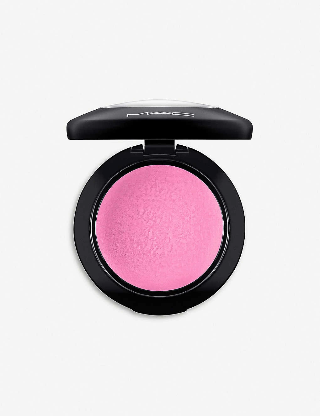 MAC Mineralize Blush 3.5g Flirting With Danger 4 MAC Mineralize Blush 3.5g Flirting With Danger - Image 2