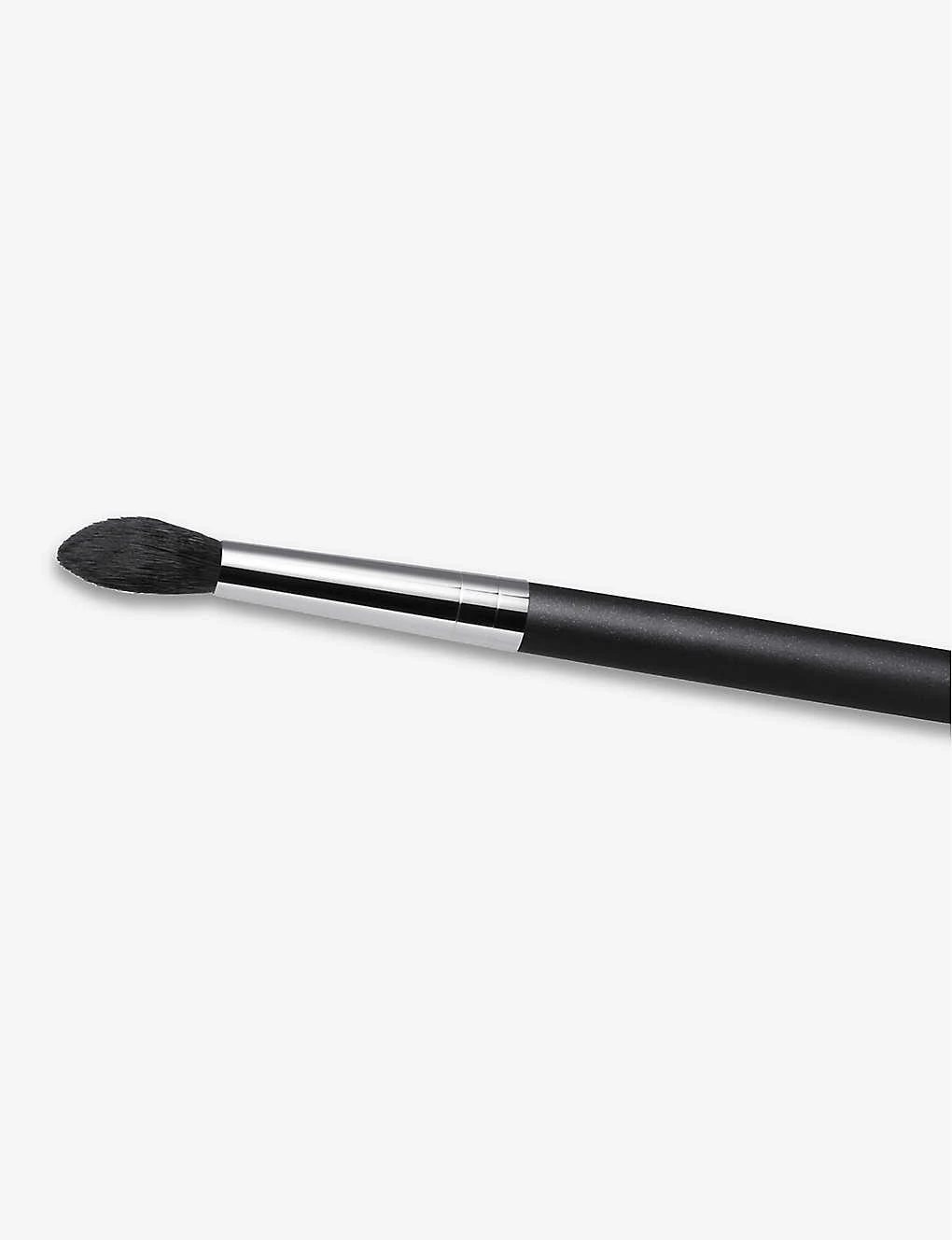 MAC 240S Large Tapered Blending Brush 3 MAC 240S Large Tapered Blending Brush