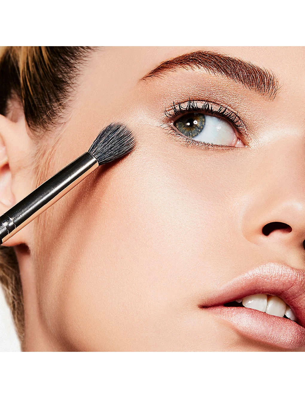 MAC Hyper Real Glow Palette Get Lit 5 MAC Hyper Real Glow Palette Get Lit - Image 3