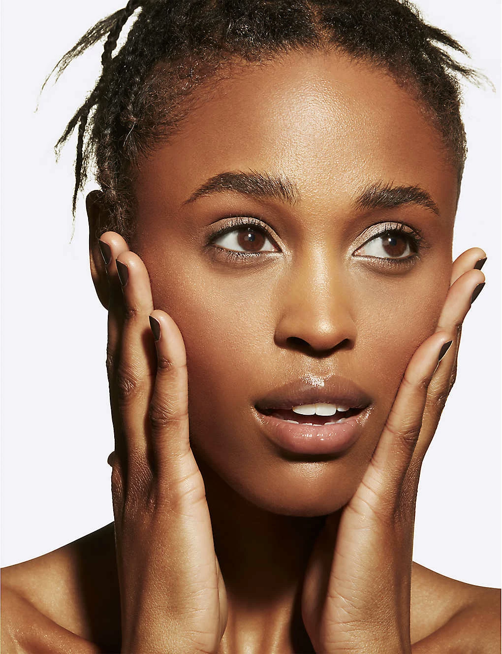 MAC Bronzing Powder Matte Bronze 6 MAC Bronzing Powder Matte Bronze - Image 4