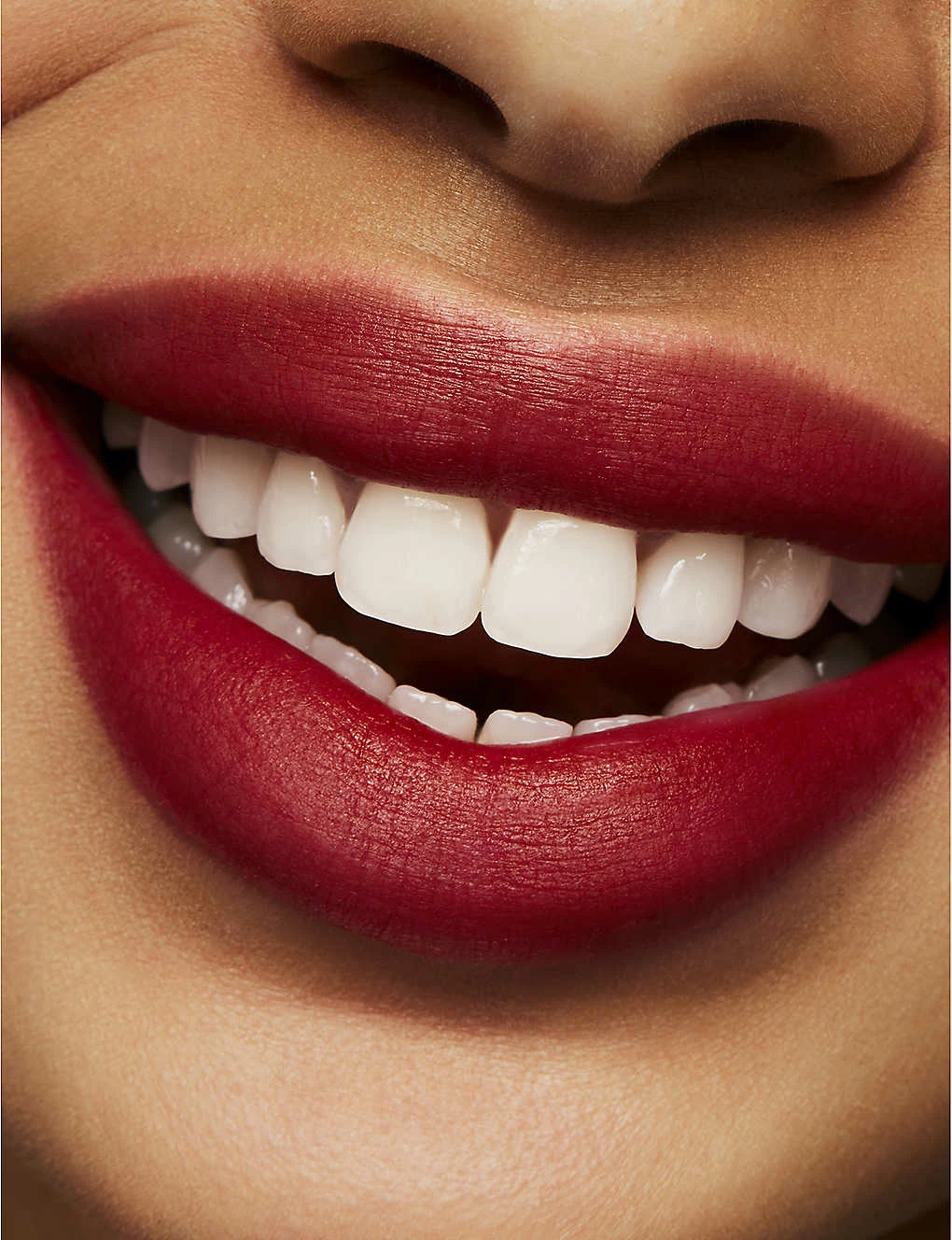 MAC Powder Kiss Lipstick 3g Dubonnet Buzz 6 MAC Powder Kiss Lipstick 3g Dubonnet Buzz - Image 4