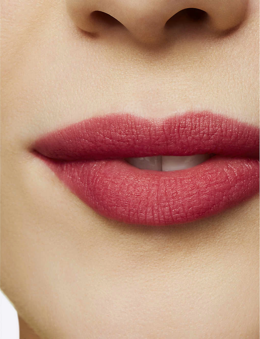 MAC Powder Kiss Liquid Lipcolour 5ml Elegance Is Learned 6 MAC Powder Kiss Liquid Lipcolour 5ml Elegance Is Learned - Image 4